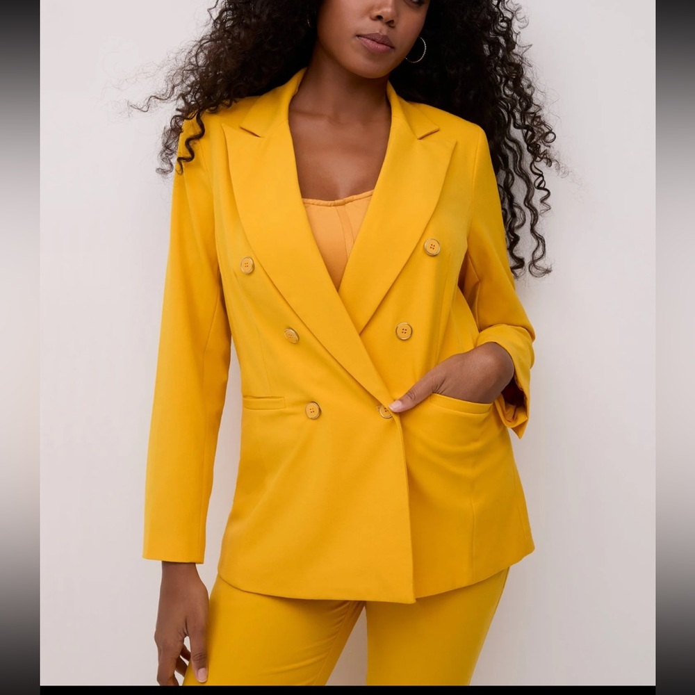 NWT New York and Company Double-Breasted Oversized Blazer yellow size small